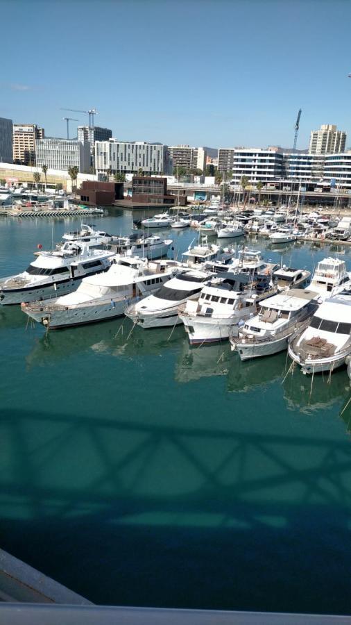 Hotel Barco Lucky Sant Adria de Besos Exterior foto